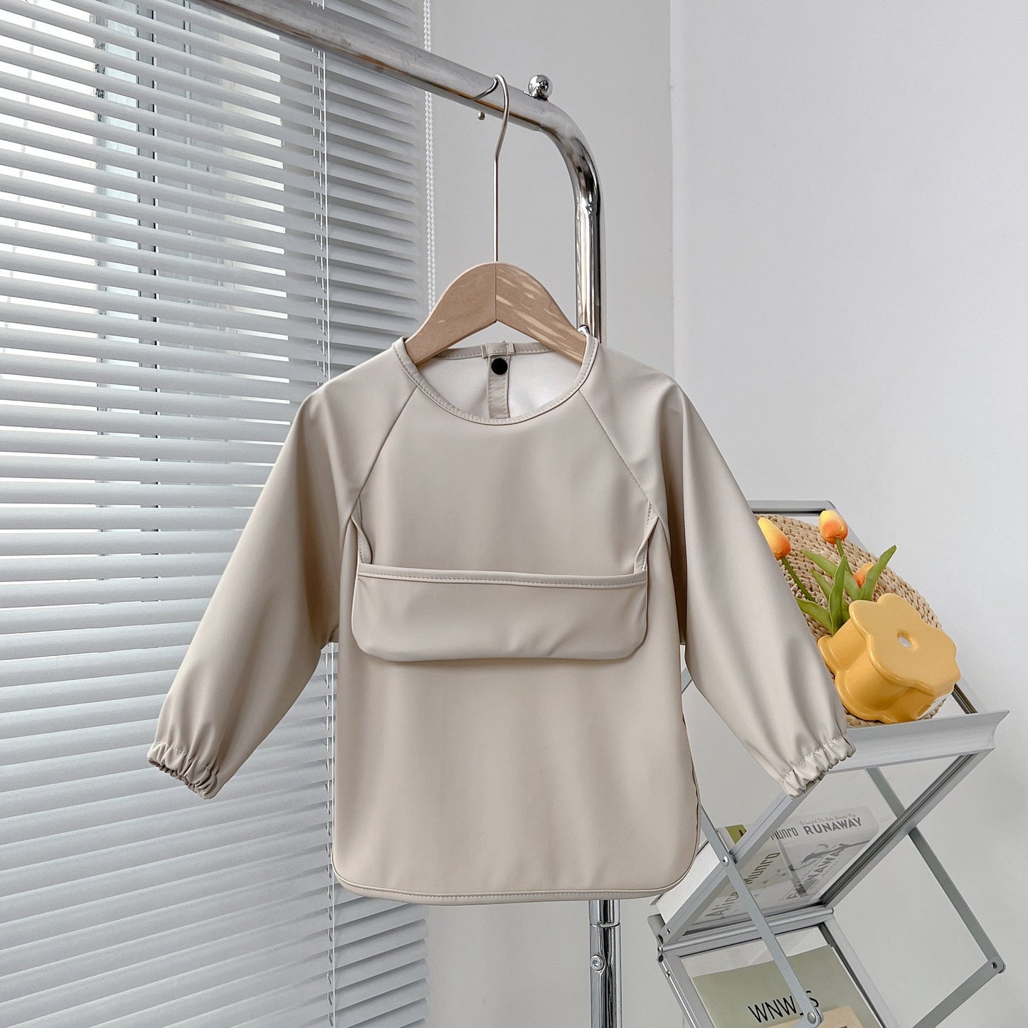 Waterproof Baby Bib with Sleeves – PU Feeding Bib with Crumb Catcher Pocket